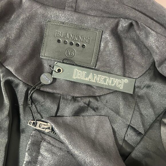 Blank nyc nwt black faux leather moto asymmetric zipper jacket size xs - Picture 8 of 11